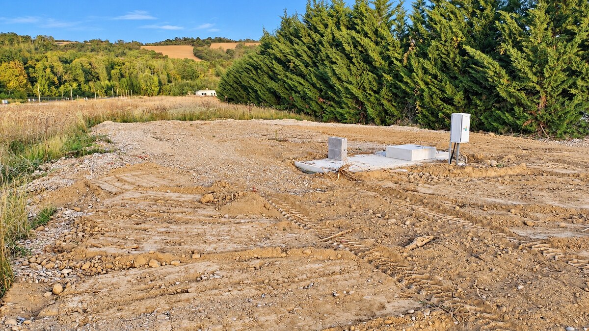 STAVEBNÝ POZEMOK 516 m² – RATNOVCE, LEN KÚSOK OD PIEŠŤAN — foto 2
