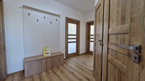 Na predaj 3-izbový byt s balkónom po rozsiahlej rekonštrukcií - NMnV — foto 8