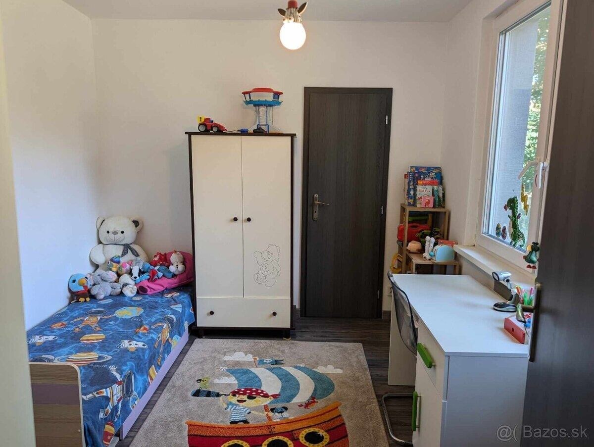 Predaj 3 izbový moderný byt v centre s balkónom — foto 5