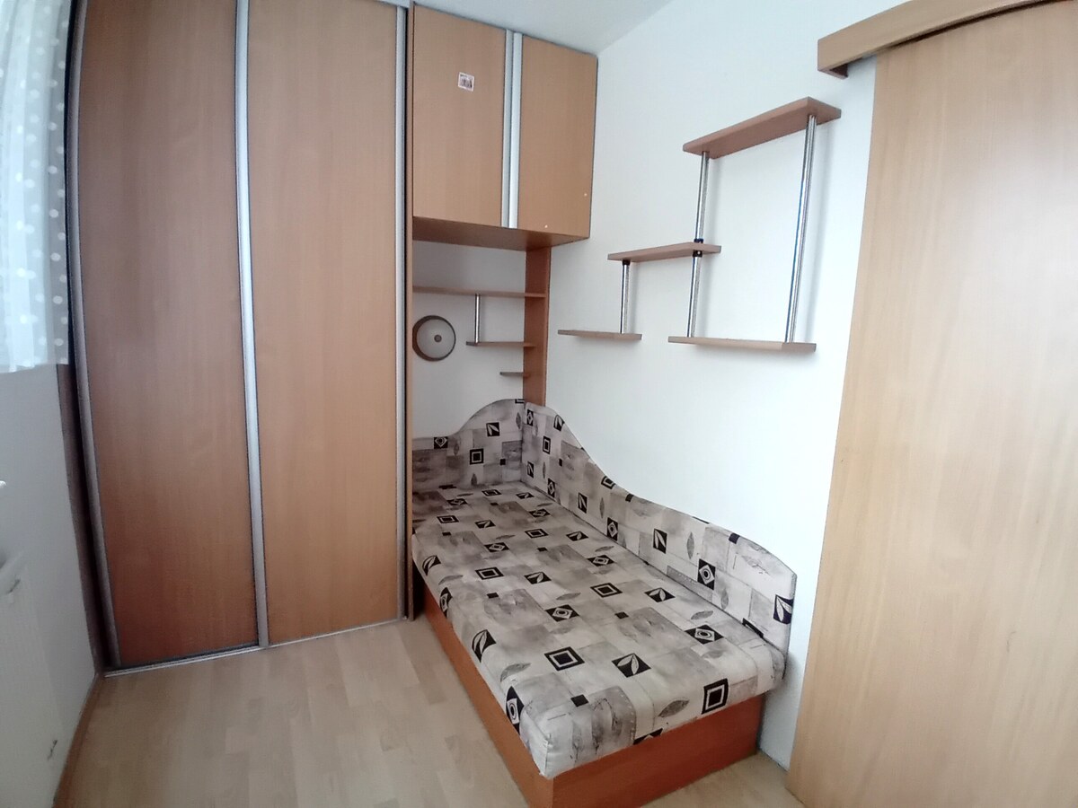 Prenájom krásny 2-izbový byt + loggia v peknom, tichom prostredí, Nové — foto 5