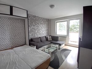 Prenájom krásny 2-izbový byt + loggia v peknom, tichom prostredí, Nové — foto 1
