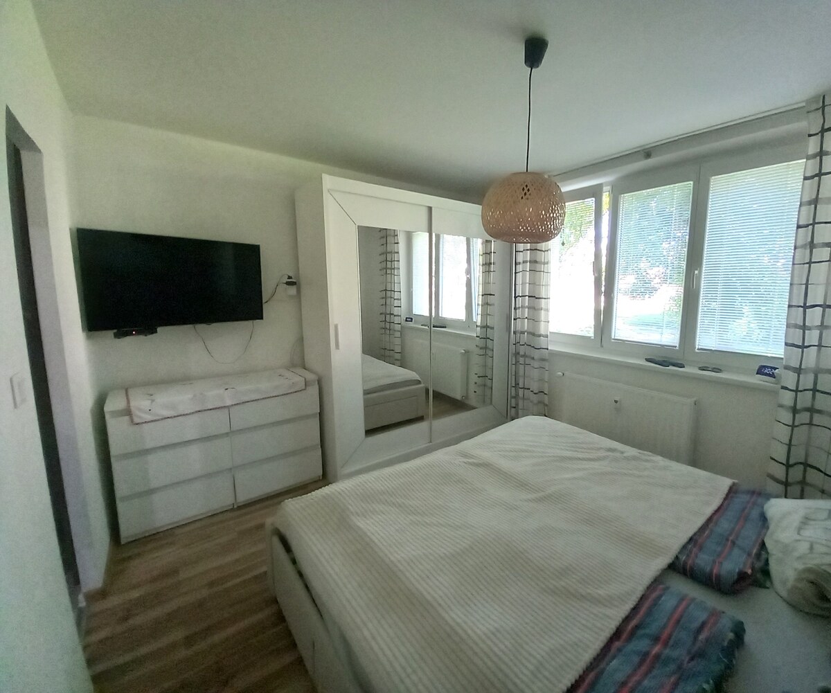 Predaj vkusný, krásny 2-izbový byt + loggia v nádhernom, tichom prostr — foto 7