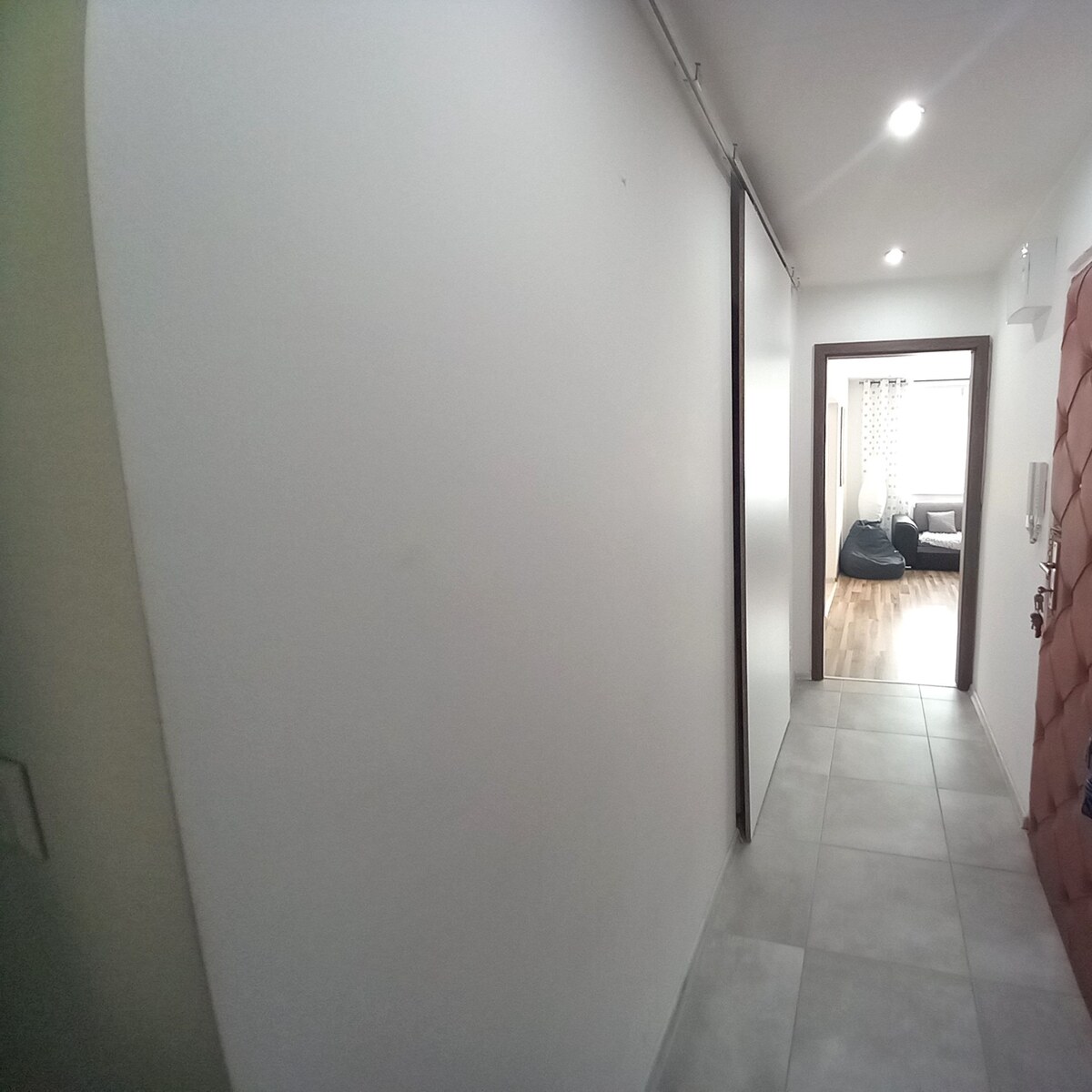 Predaj vkusný, krásny 2-izbový byt + loggia v nádhernom, tichom prostr — foto 9
