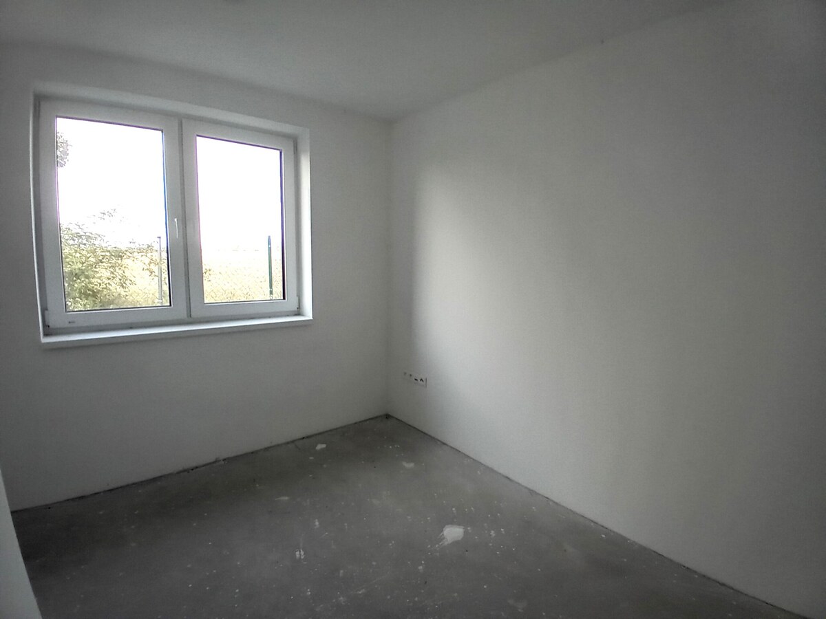 Predaj moderná novostavba - bungalov, v krásnom, tichom prostredí, Bru — foto 3