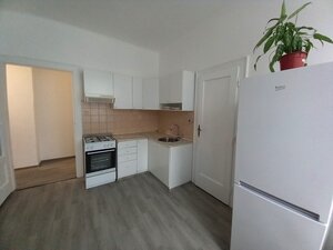 Prenájom šikovný 2-izbový byt, kúsok od centra, Piešťany — foto 2