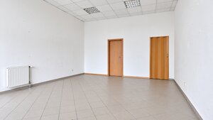 Na prenájom obchodný priestor 44 m², Seberíniho, Ružinov - Pošeň — foto 2