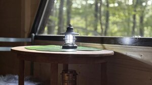 Unikátny domček v korunách stromov (Treehouse) 35m2 s veľkým pozemkom — foto 9