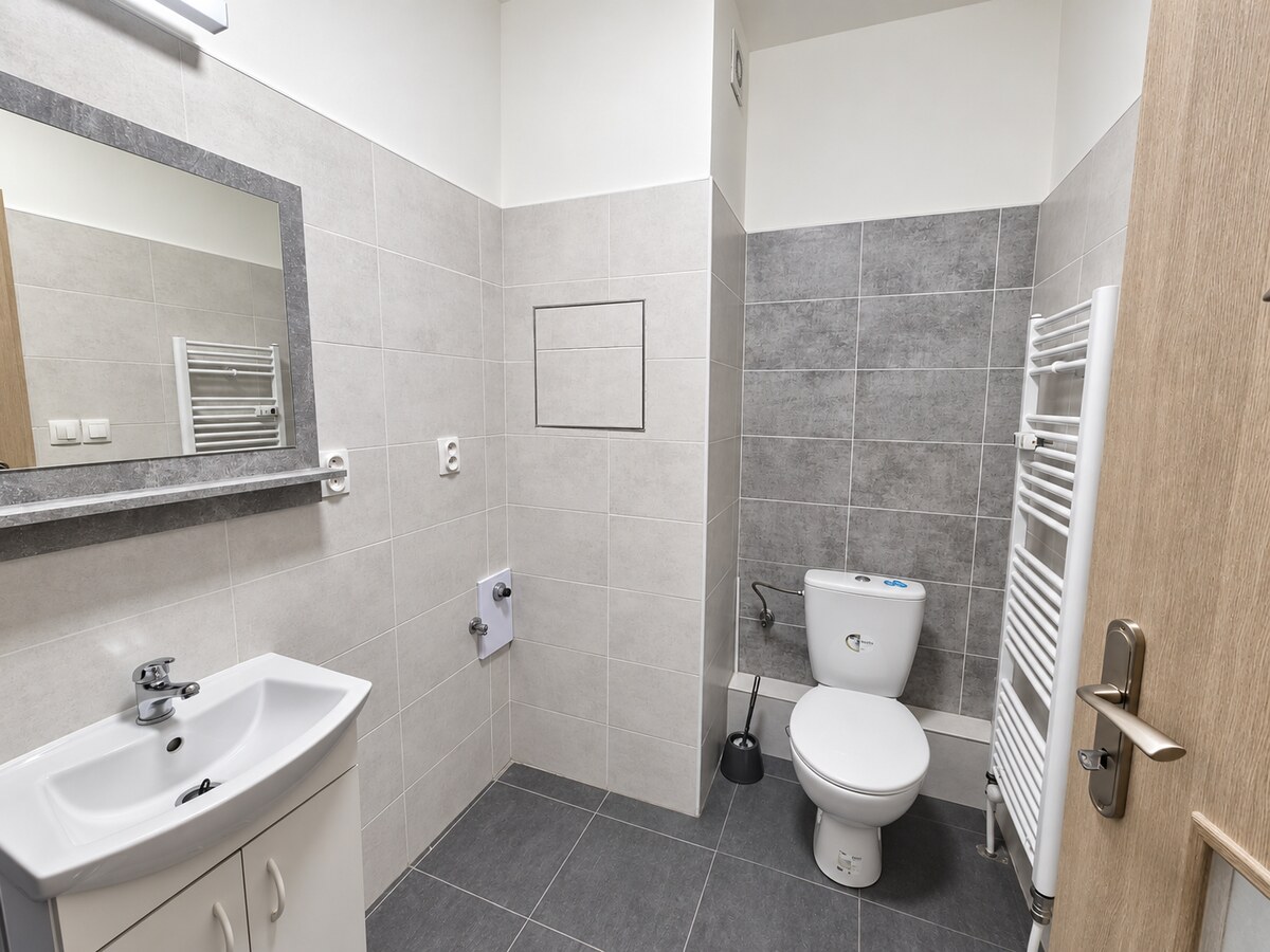 2 izbový byt Trenčín 52m2 + parkovacie miesto — foto 10