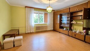 Priestranný rodinný dom na Floreáte v Piešťanoch – pozemok 616 m² — foto 20