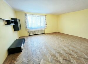 RODINNÝ DOM V LUKRATÍVNEJ LOKALITE BÁNOVCE NAD BEBRAVOU — foto 9