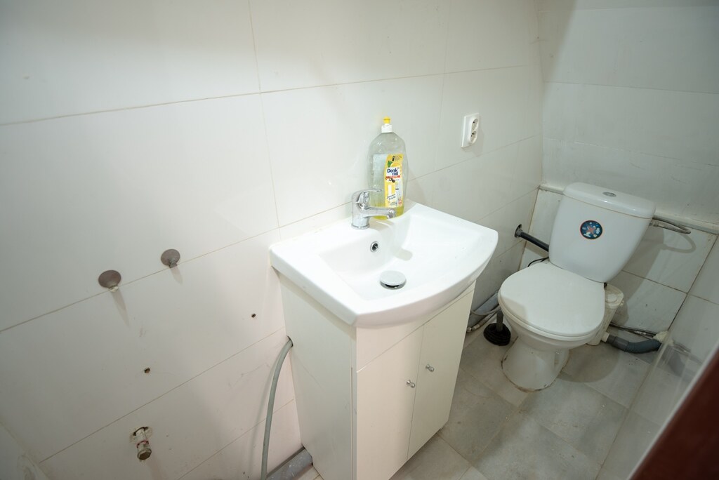 Na prenájom 3-izbový rodinný dom, Roľnícka ul. – Vajnory, voľný ihneď — foto 14