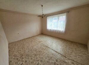 REZERVOVANÉ Rodinný dom s krásnym pozemkom v obci Kšinná/POZEMOK 831 m — foto 9