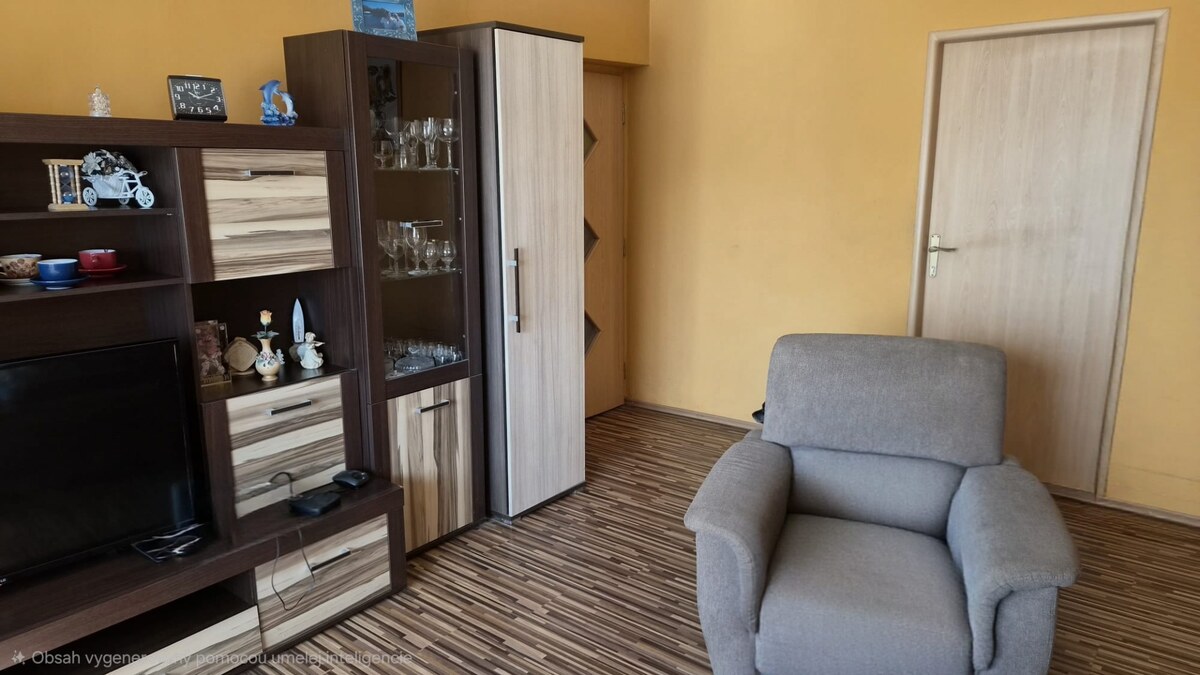 RODINNÝ DOM S DVOMI BYTOVÝMI JEDNOTKAMI – INOVECKÁ ULICA, TRENČÍN — foto 7