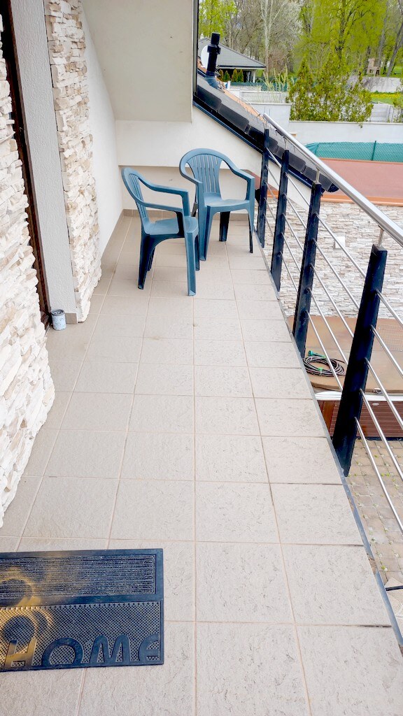 Prenájom 5-izbového rodinného domu s garážou, Moravany nad Váhom — foto 12