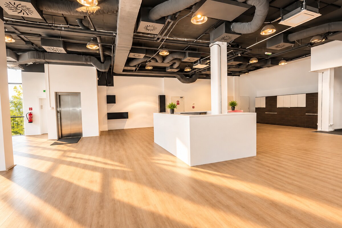 Na prenájom reprezentatívny  priestor 231 m² –  Dunajská ulica - BA -I — foto 3