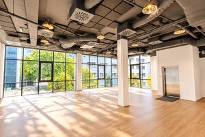 Na prenájom reprezentatívny  priestor 231 m² –  Dunajská ulica - BA -I — foto 2