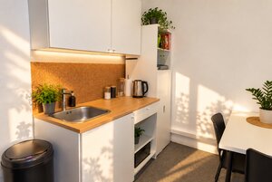 Na prenájom reprezentatívny  priestor 231 m² –  Dunajská ulica - BA -I — foto 5