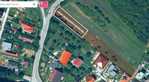 STAVEBNÝ POZEMOK 2250 m2 TRENČIANSKE MITICE — foto 1