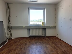 Administratívna budova so sklad. priestormi 1200 m2 - Tr. Bohuslavice — foto 20