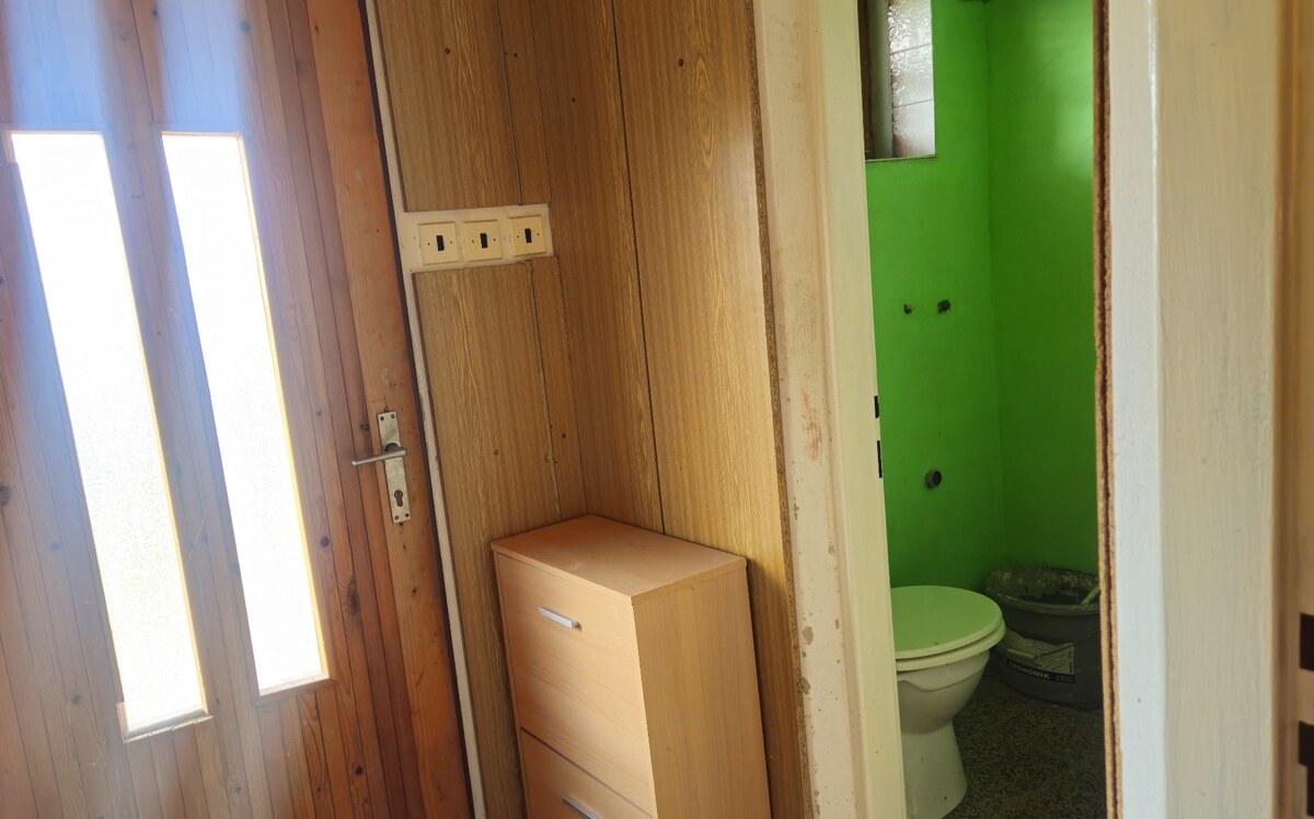 Rekreačná 2 podlažná chata v obci Čavoj pri Valaskej Belej — foto 5