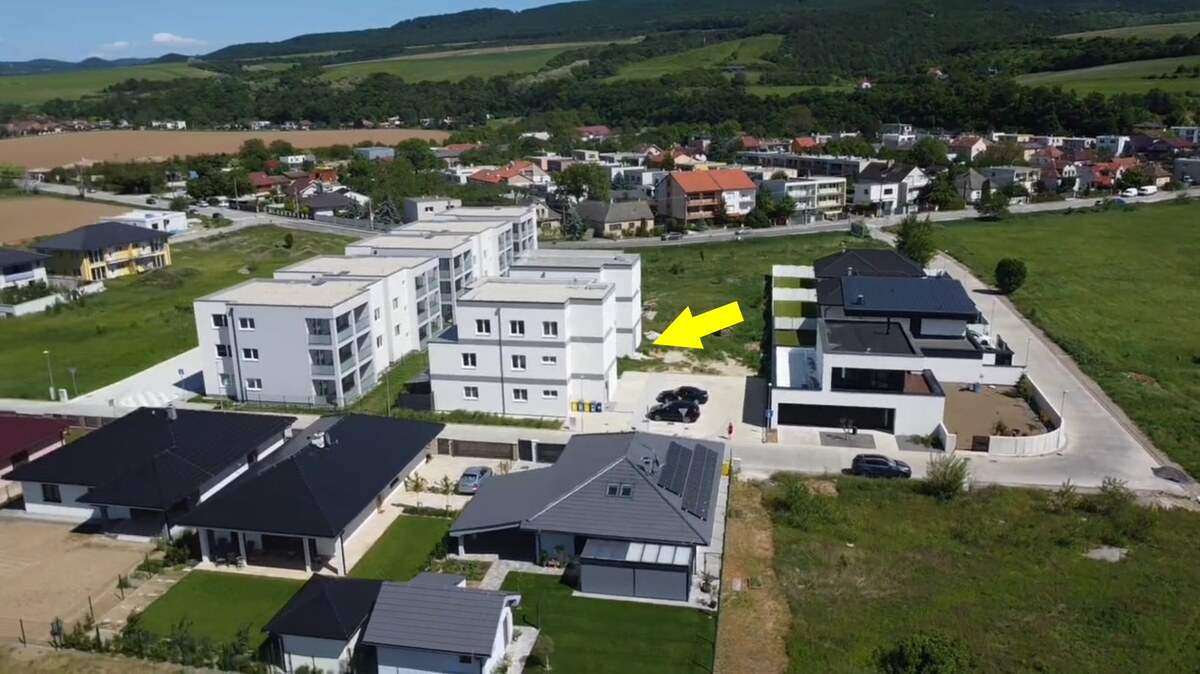 2 IZB BYT "D" 58,64 m2 + BALKÓN 6 m2, novostavba *SPA RESORT*  BANKA