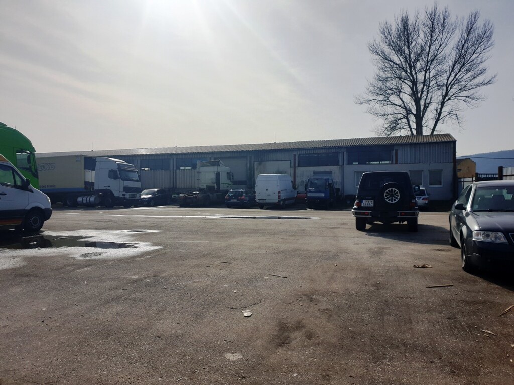 Na predaj areál 8700 m2 s halami 1510 m2 - Trenčianske Bohuslavice — foto 15
