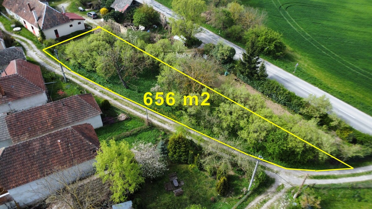Stavebný pozemok 656 m² Prašník – Grnča | Pokoj vidieka — foto 2