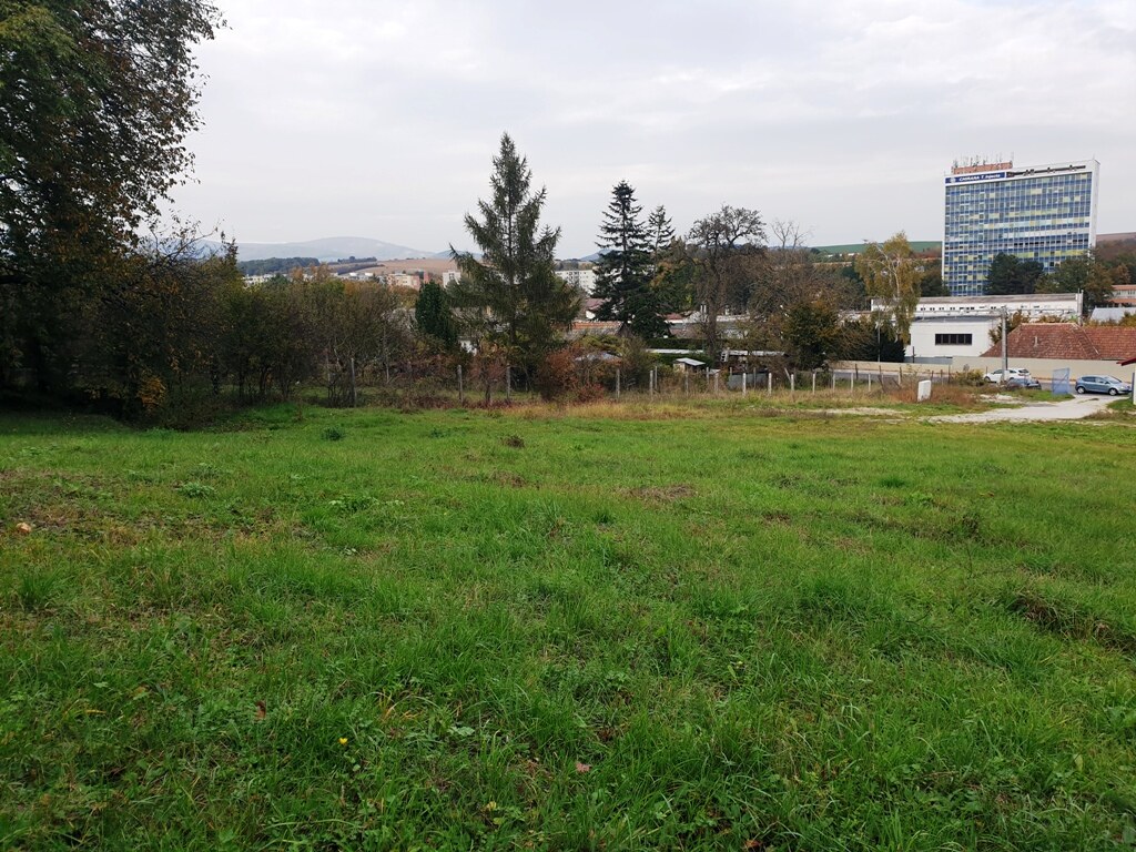 Stavebný pozemok o výmere 704 m2 v súkromnej štvrti - Stará Turá — foto 4