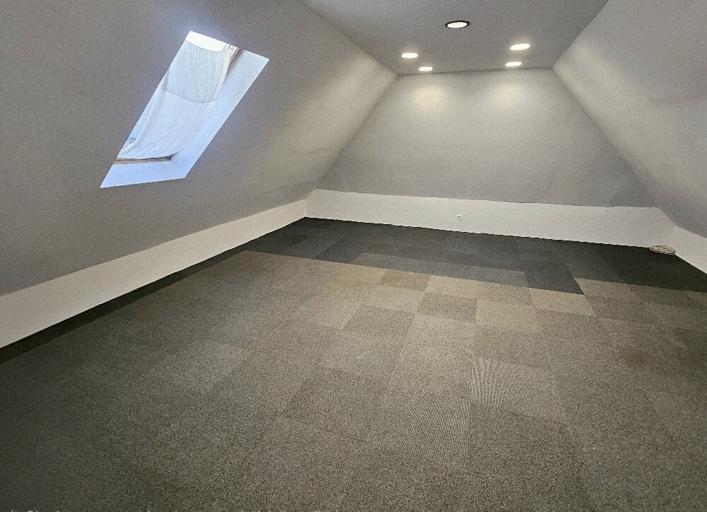 PRENÁJOM OBCHODNÉHO PRIESTORU 120m2/ DUBNIČKA- TRŽNICA — foto 8