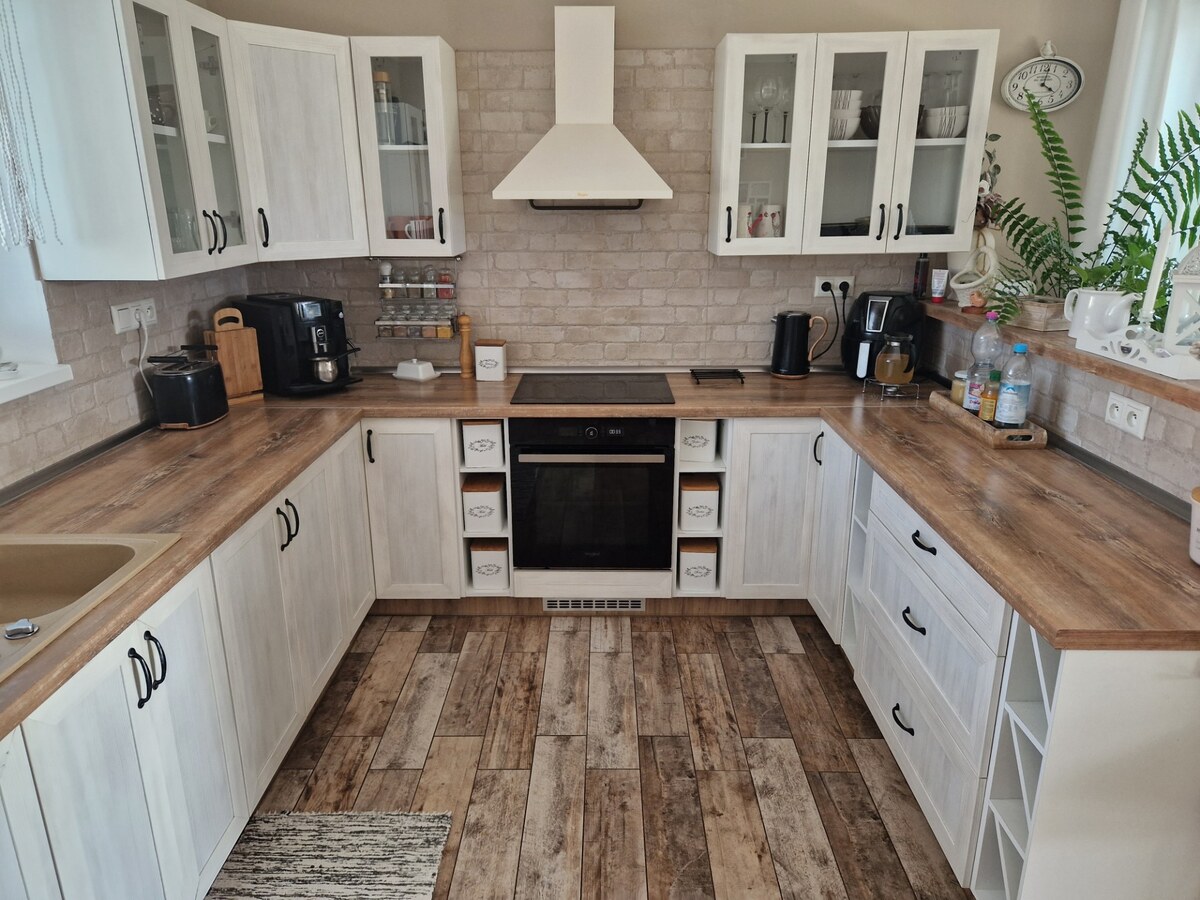 Novostavba - bungalov 100 m2 v obci Košeca, pozemok 800 m2 — foto 4