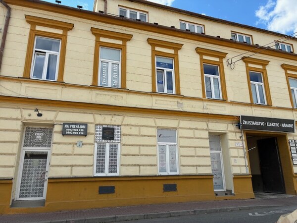 Na predaj Obchodný priestor Ilava, ul. Ružová, 30 m2