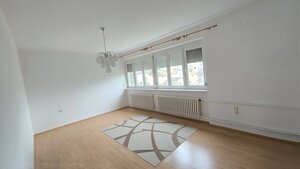 3-izbový byt so záhradou a garážou – Sadová ulica, Piešťany — foto 4