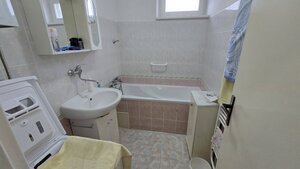 3-izbový byt so záhradou a garážou – Sadová ulica, Piešťany — foto 8