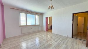 Na predaj 1 izbový byt 37 m2 Partizánske - Šípok — foto 1