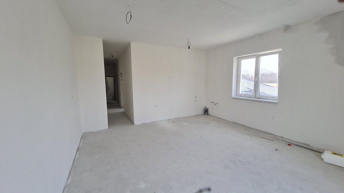 4-IZB BYT "E" 106,45 m2 + TERASA 23 m2, *SPA RESORT*  BANKA — foto 17