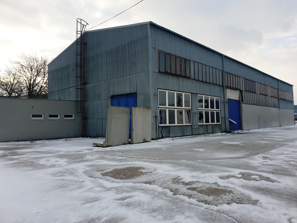 Priemyselný objekt 8 000 m2 s halou 991 m2 - Trenčianske Bohuslavice — foto 12