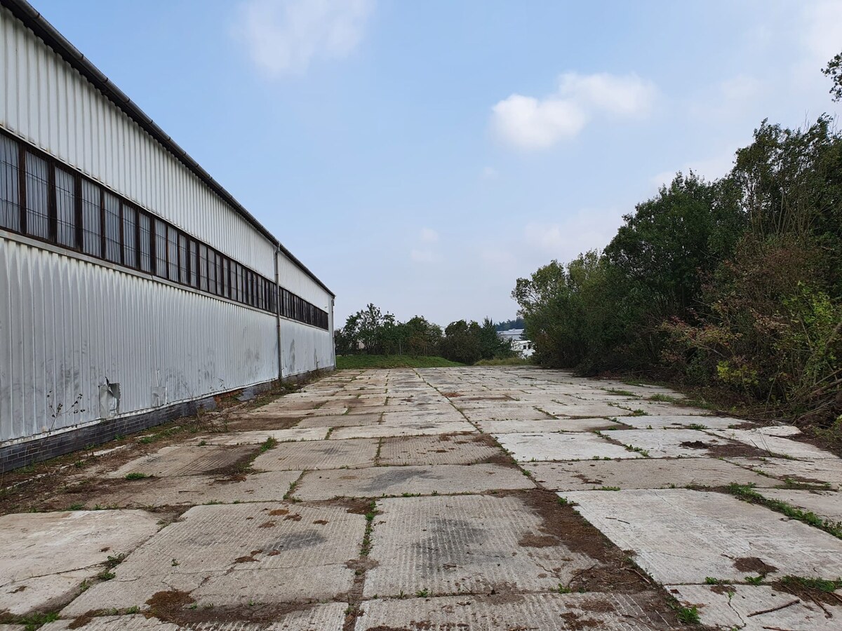 Výrobná hala v Dubnici nad Váhom — foto 15