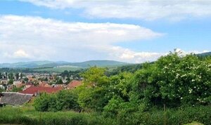 Slnečný pozemok s pekným výhľadom 633m2, Banka pri Piešťanoch — foto 2