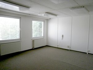 Prenájom kancelárskych priestorov-21m2, Vrbovská Cesta, Piešťany — foto 1