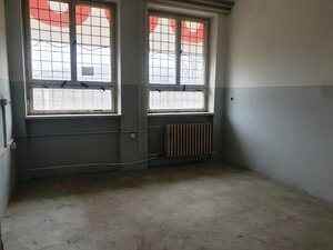 Prenájom - výrobná hala s rozlohou 4 000 m² - Tr. Bohuslavice, NMnV — foto 9