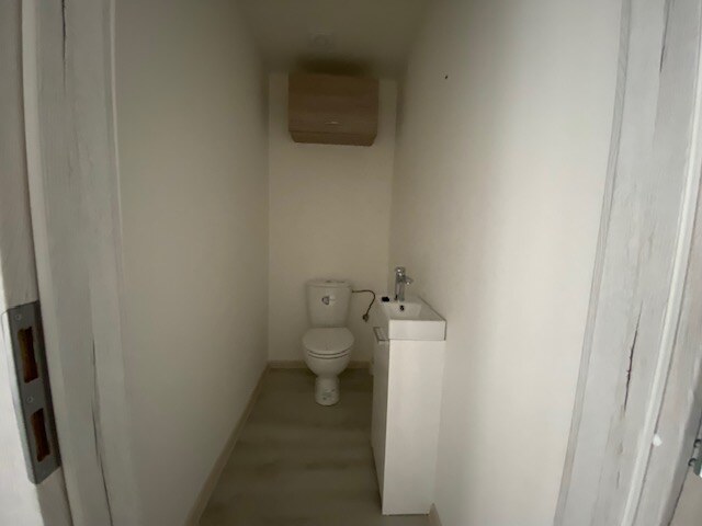 Kancelárske a prevádzkové priestory- Dubnica nad Váhom (52 m2, 104 m2) — foto 12