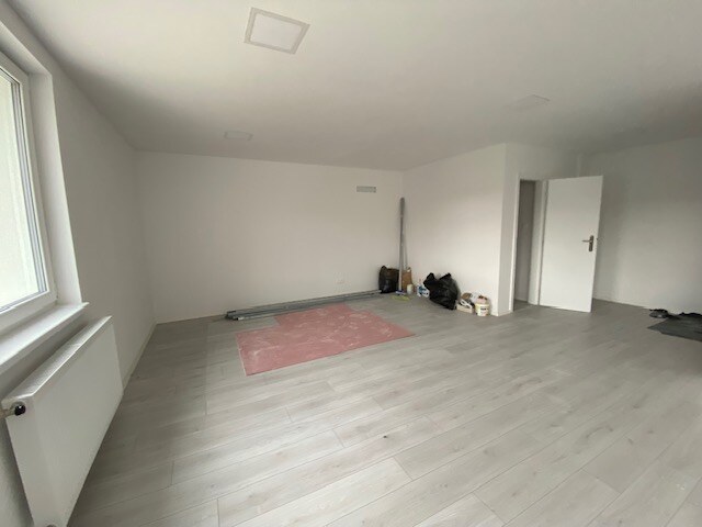 Kancelárske a prevádzkové priestory- Dubnica nad Váhom (52 m2, 104 m2) — foto 8