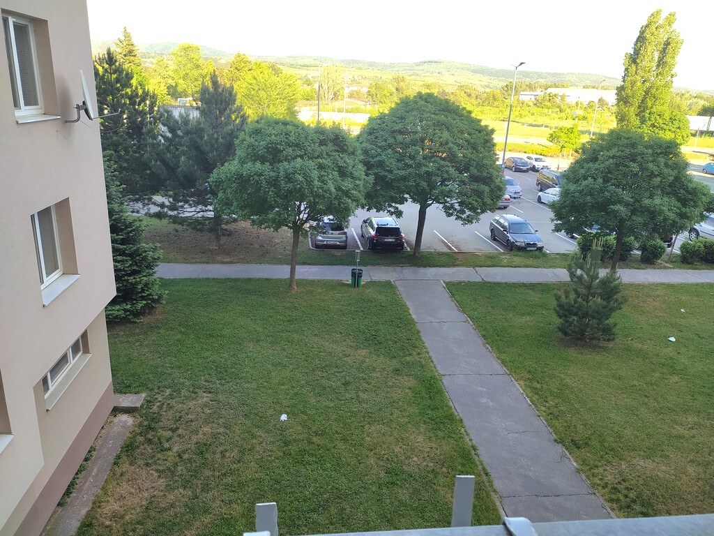 Prenajom izby s príslušenstvom a loggiou v trojizbovom byte, Piešťany — foto 8