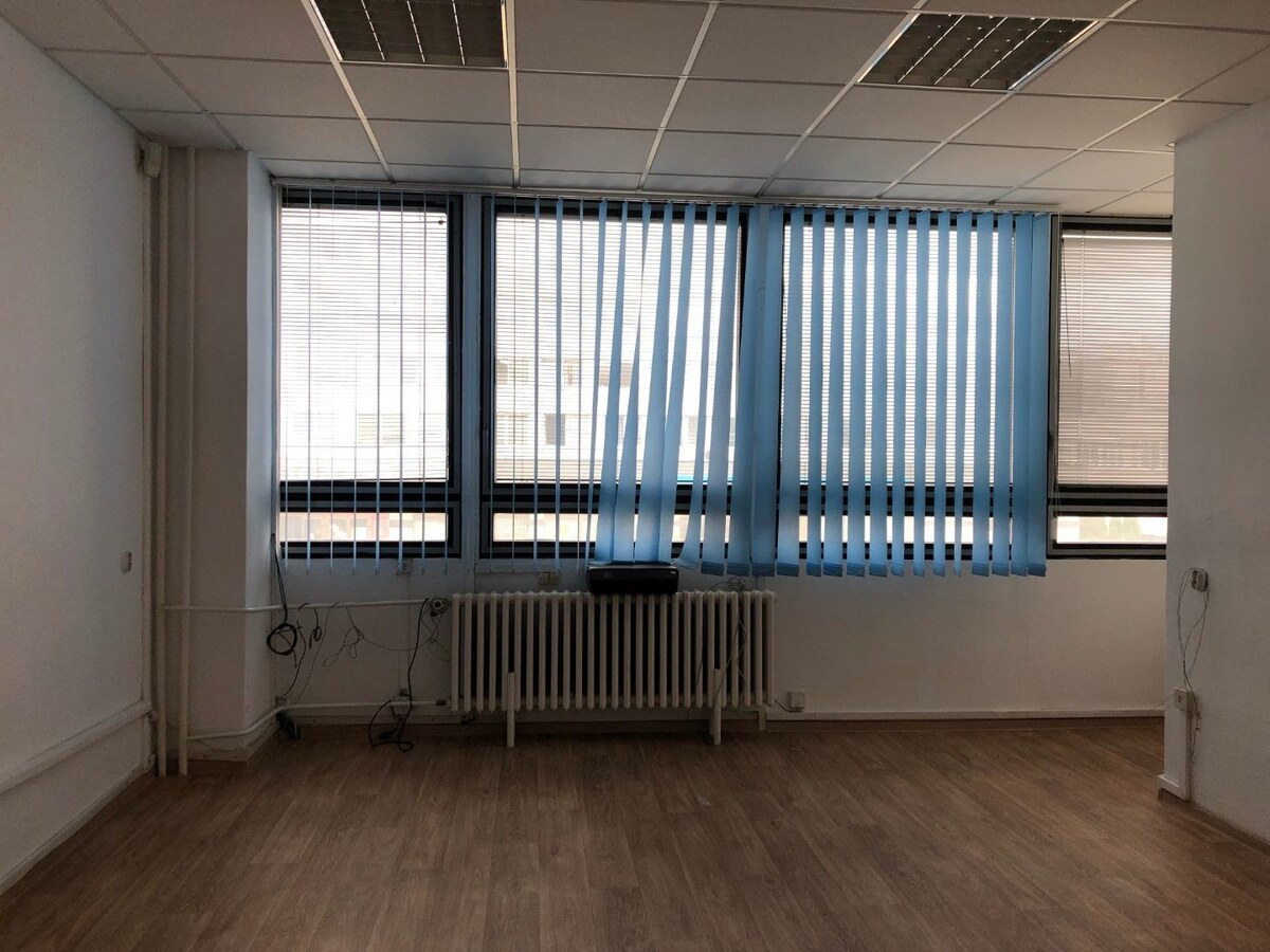 Prenájom kancelácie v centre mesta Považská Bystrica, 23 m2 — foto 3