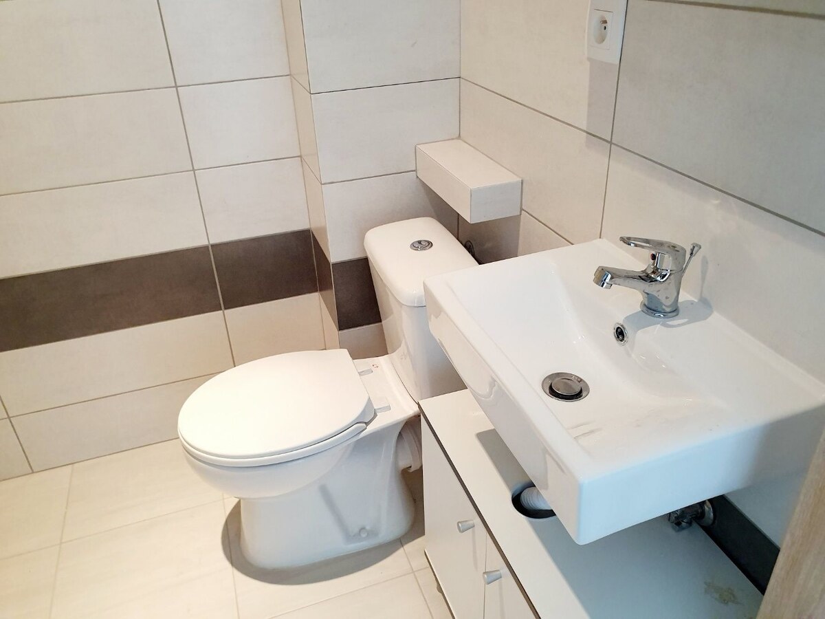 PRENÁJOM  Bánovce nad Bebravou  / 1 IZBOVÝ BYT / CENTRUM / — foto 5