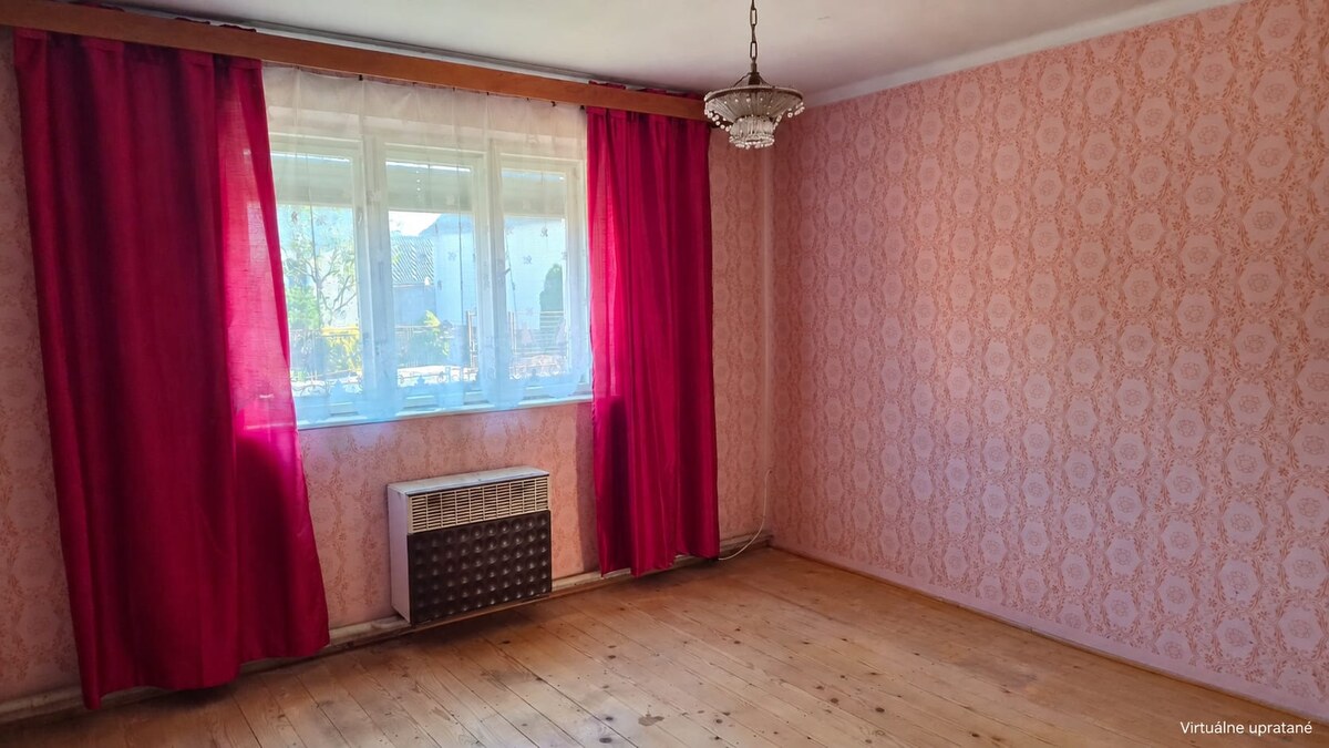 Dom s potenciálom a veľkou záhradou – Dubnica nad Váhom -Rezervované — foto 11