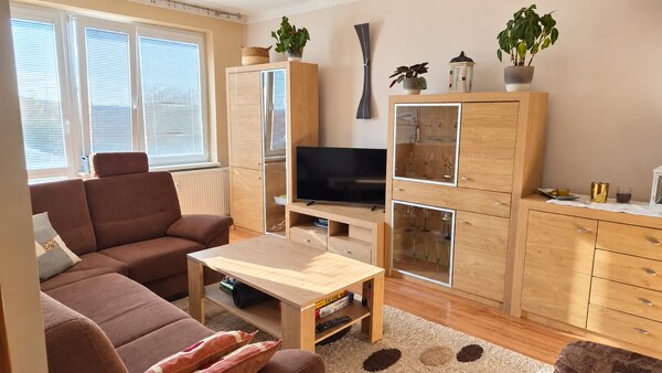PRENÁJOM | 3-IZBOVÝ BYT | 80 m² | 2 BALKÓNY | ZARIADENÝ | CENTRUM I